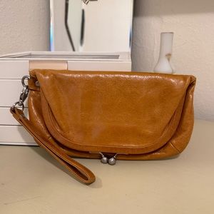 HOBO clutch